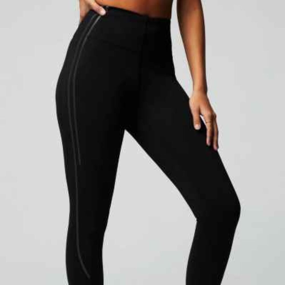 Fabletics Define PowerHold® Rain & Reflect HW Legging size XS